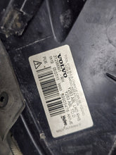 Load image into Gallery viewer, Frontscheinwerfer Volvo S60 V60 31299991-RH Rechts Scheinwerfer Headlight SCH9724783056vg
