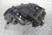 Laden Sie das Bild in den Galerie-Viewer, Frontscheinwerfer VW Passat B8 90064931 Halogen Links Scheinwerfer Headlight