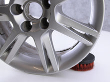 Load image into Gallery viewer, 1x Alufelge 15 Zoll 6.0" 5x100 38ET Glanz Silber 6J0601025H Seat Ibiza I FEL6699765077cw