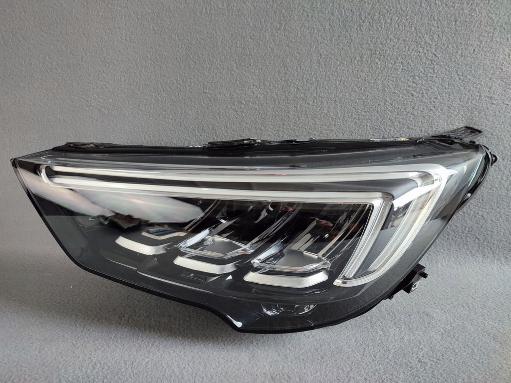 Frontscheinwerfer Opel Crossland X 39153431 462161423 LED Links Headlight