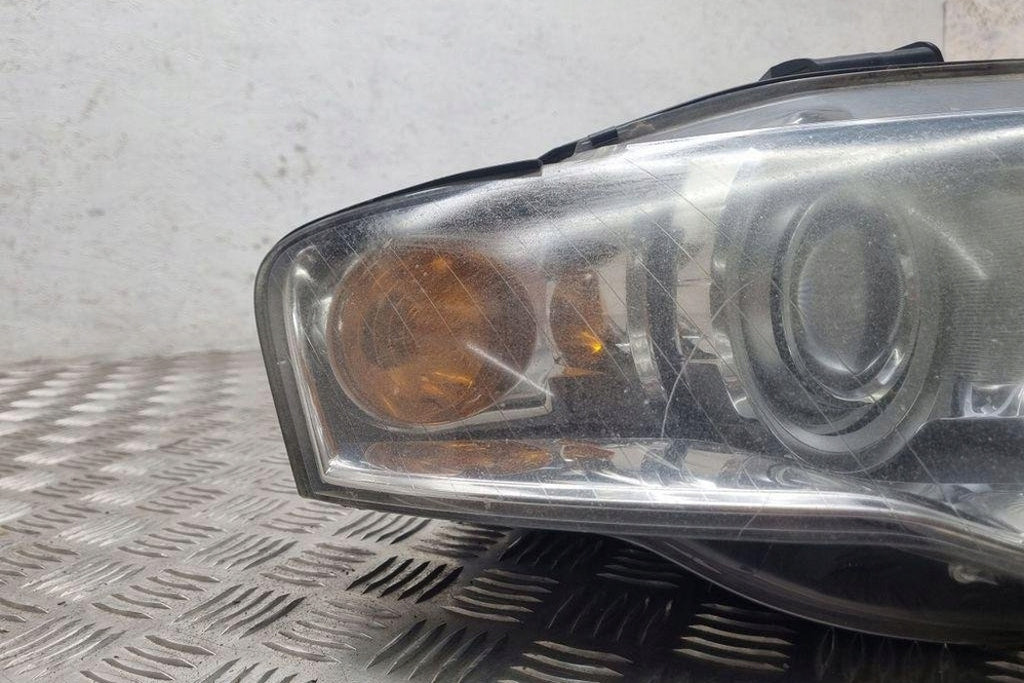Frontscheinwerfer Audi A4 8E0941004 Xenon Ein Stück (Rechts oder Links)