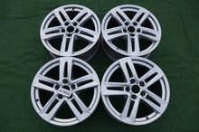 Load image into Gallery viewer, 4x Alufelge 17 Zoll 7.0" 5x112 42ET Glanz Silber 8W0601025P Audi A4 B9 Rim Wheel FEL2980219024zv