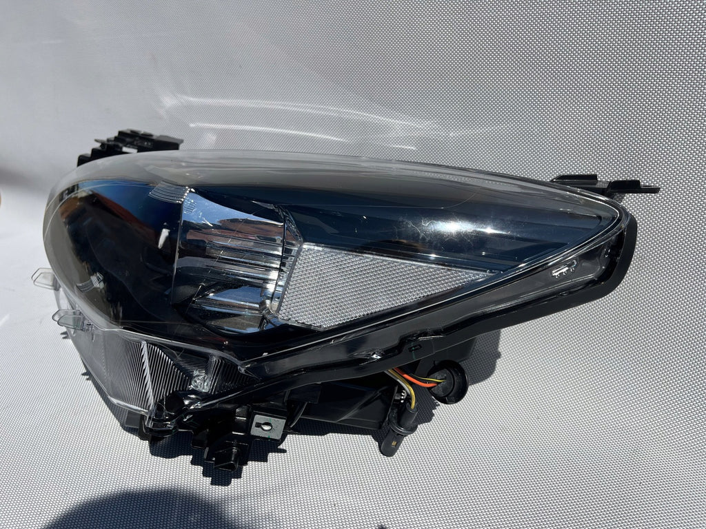 Frontscheinwerfer Mazda 2 D43N-51040 LED Links Scheinwerfer Headlight