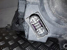 Laden Sie das Bild in den Galerie-Viewer, Frontscheinwerfer Mercedes-Benz Vito W447 A4478200161 Rechts Headlight SCH7097000698bz