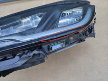 Laden Sie das Bild in den Galerie-Viewer, Frontscheinwerfer Tesla Model 3 1760888-00-F LED Ein Stück (Rechts oder Links)