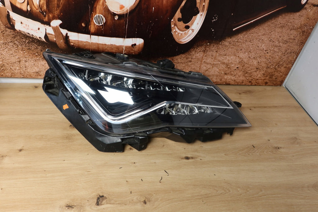 Frontscheinwerfer Seat Leon 5F1941008J LED Rechts Scheinwerfer Headlight
