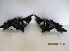 Laden Sie das Bild in den Galerie-Viewer, Frontscheinwerfer Nissan Navara Bi-Xenon Ein Stück (Rechts oder Links) Headlight SCH1107345046lb