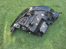 Laden Sie das Bild in den Galerie-Viewer, Frontscheinwerfer BMW I3 6311-7295670-12 Rechts Scheinwerfer Headlight SCH3819112749us