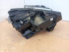Laden Sie das Bild in den Galerie-Viewer, Frontscheinwerfer Audi Q2 81A941011 Full LED Ein Stück (Rechts oder Links) SCH7923423743ra