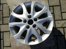 Load image into Gallery viewer, 1x Alufelge 16 Zoll 6.0&quot; 5x114.3 50ET 52910-2L200 Hyundai I30 Rim Wheel
