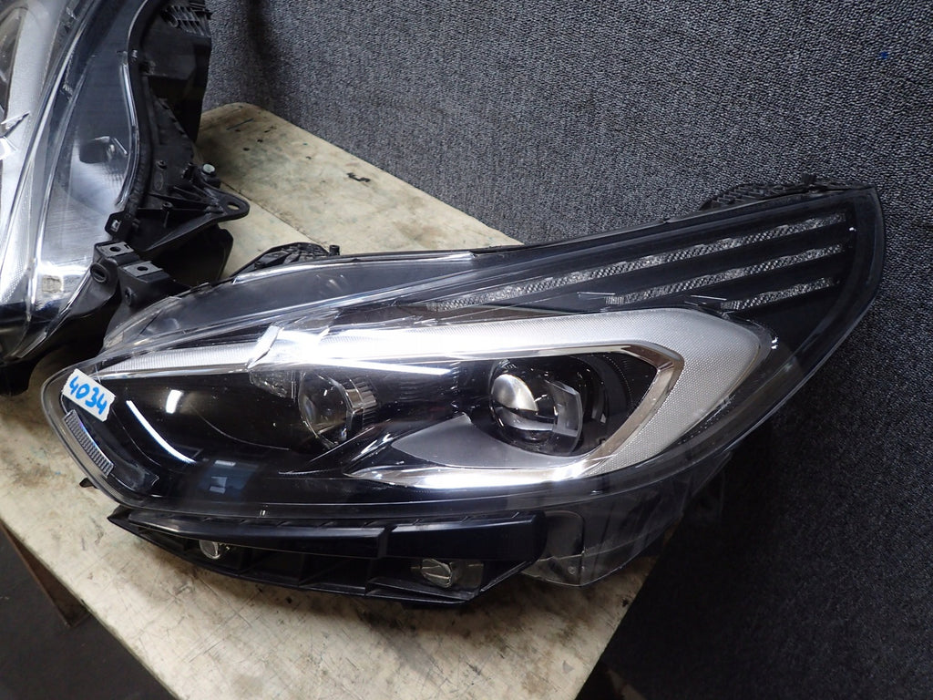 Frontscheinwerfer Ford Galaxy 90076253 Ein Stück (Rechts oder Links) Headlight