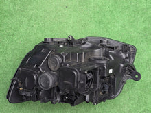 Load image into Gallery viewer, Frontscheinwerfer VW T6 7E1941036A Rechts Scheinwerfer Headlight SCH4797659561iq