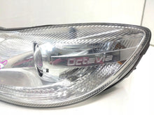 Laden Sie das Bild in den Galerie-Viewer, Frontscheinwerfer Skoda Octavia I 1ZL247052-19 22007201 7L6941329 Xenon Links SCH5048529470se