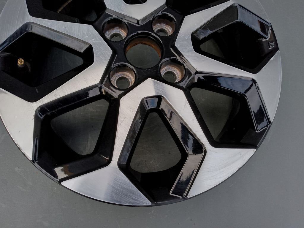 1x Alufelge 15 Zoll 4.5" 4x100 35ET 42611-0H050 Toyota Aygo Rim Wheel