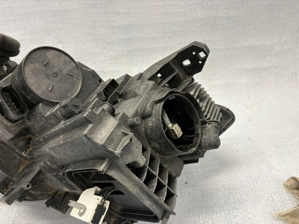 Frontscheinwerfer Mercedes-Benz Gla A1569061800 Bi-Xenon Rechts Headlight SCH3442527350pn