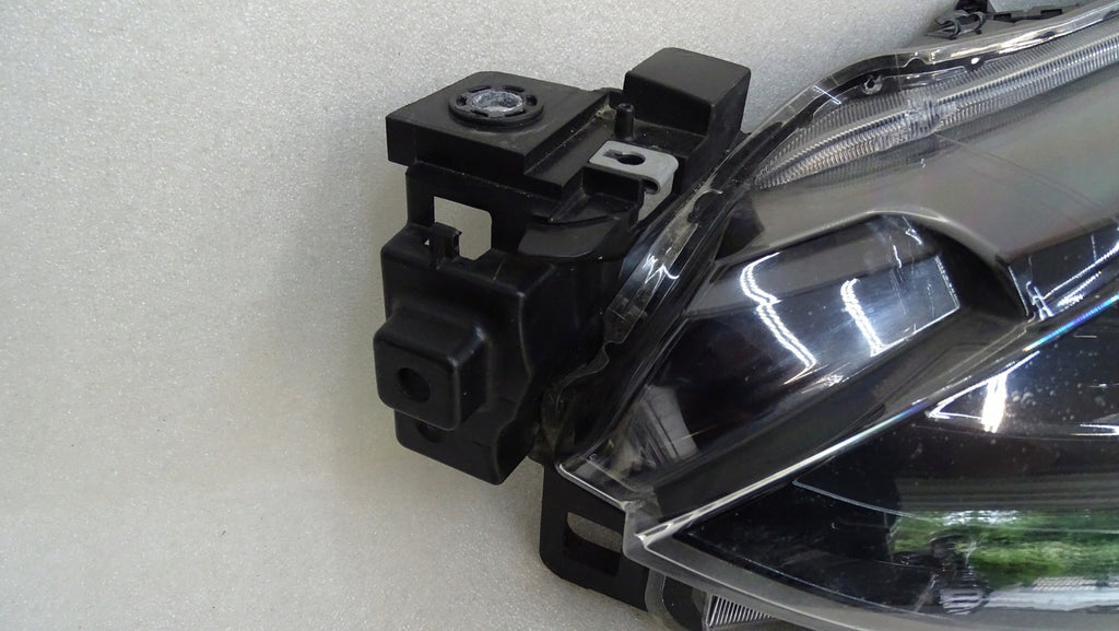 Frontscheinwerfer Mazda 2 D43N-51040 KA1F51040 LED Links Scheinwerfer Headlight