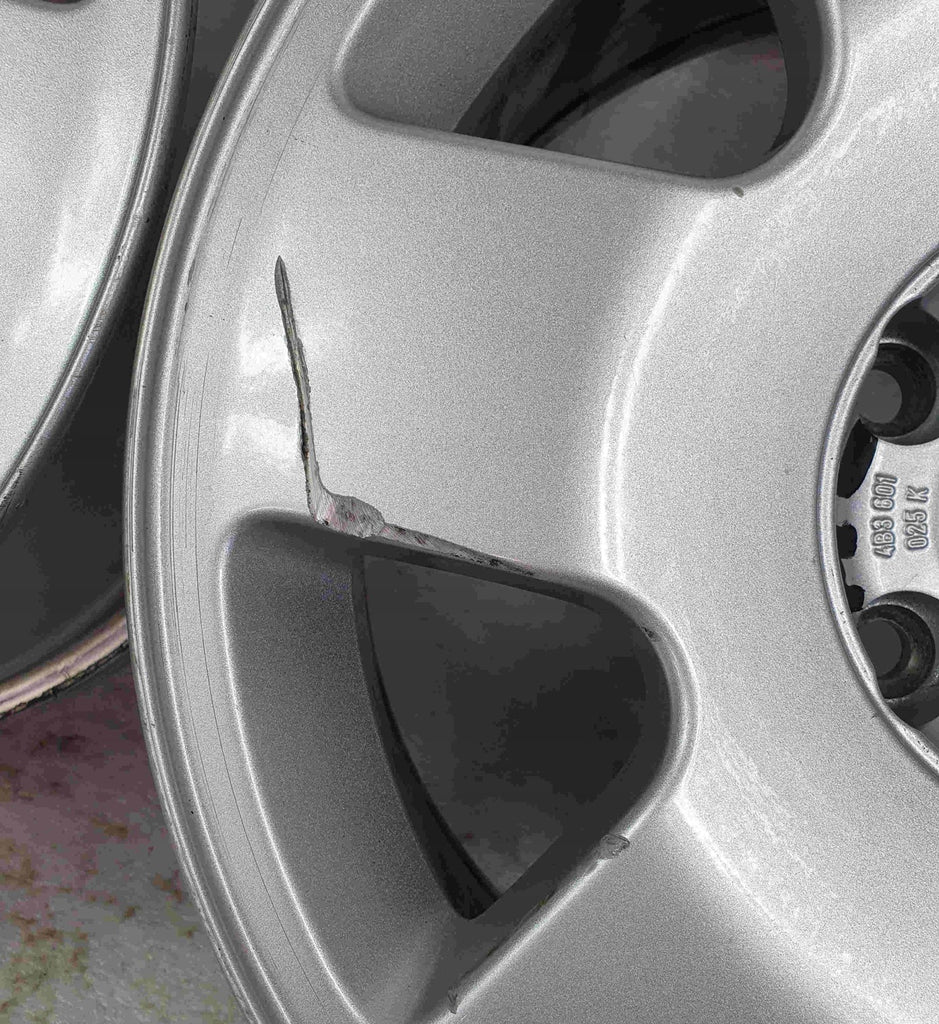 4x Alufelge 16 Zoll 7.0" 5x112 32ET Glanz Silber 8B3601025K Audi C5 A4 B6 B7