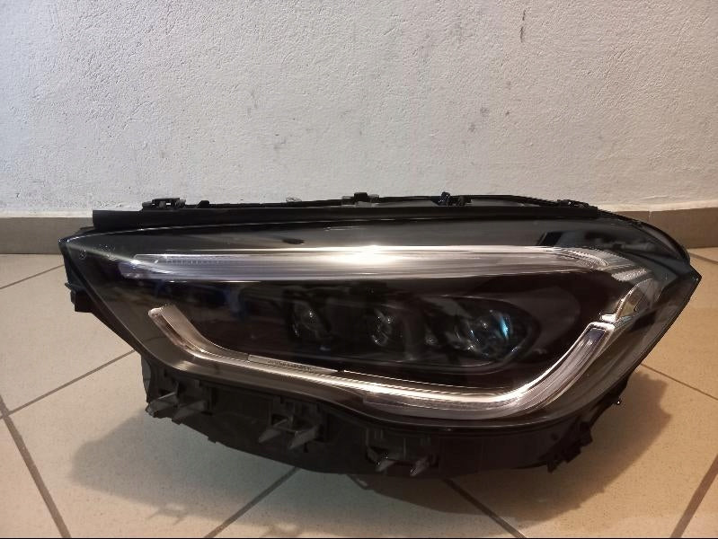 Frontscheinwerfer Mercedes-Benz W247 A2479064105 Links Scheinwerfer Headlight