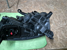 Laden Sie das Bild in den Galerie-Viewer, Frontscheinwerfer Renault Kadjar 260602051R Links Scheinwerfer Headlight SCH9212680512nd