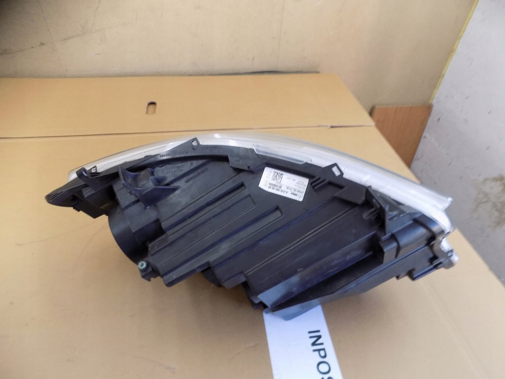 Frontscheinwerfer Mercedes-Benz Sprinter A9109060000 Links Headlight SCH8899191604ya
