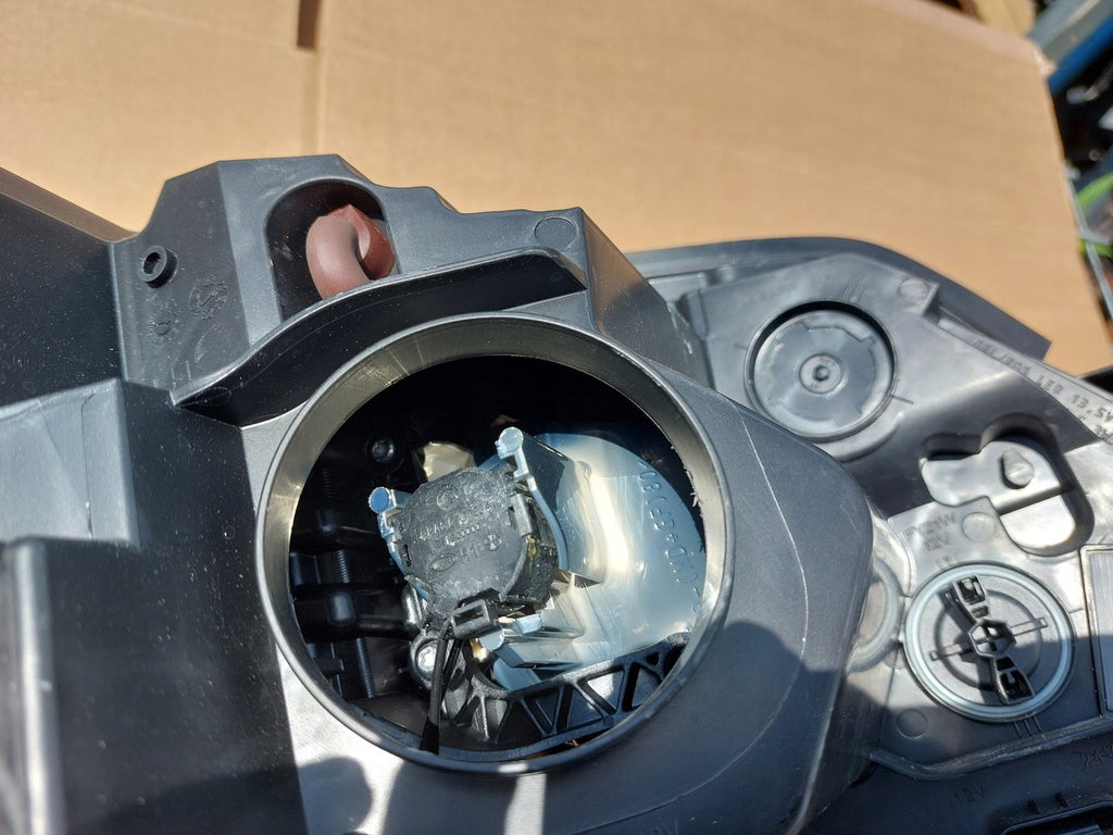 Frontscheinwerfer Toyota Proace 9808589980 Xenon Links Scheinwerfer Headlight SCH7435449910rz