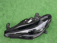 Laden Sie das Bild in den Galerie-Viewer, Frontscheinwerfer Alfa Romeo Giulia Links Scheinwerfer Headlight SCH6267628574pf