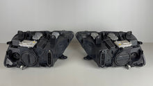 Laden Sie das Bild in den Galerie-Viewer, Frontscheinwerfer BMW X3 F25 7217293 7217294 Xenon Ein Satz Headlight