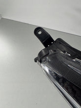 Laden Sie das Bild in den Galerie-Viewer, Frontscheinwerfer Toyota Yaris 457888900 Rechts Scheinwerfer Headlight SCH1045846983fj