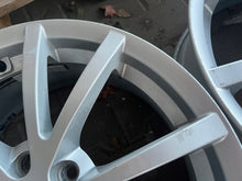 Laden Sie das Bild in den Galerie-Viewer, 1x Alufelge 17 Zoll 7.0" 5x98 60689800 Alfa Romeo Rim Wheel FEL6689192454ow