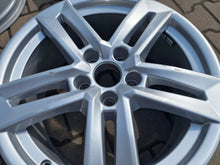 Load image into Gallery viewer, 1x Alufelge 17 Zoll 7.0&quot; 5x112 42ET Glanz Silber 8W0601025P Audi Rim Wheel