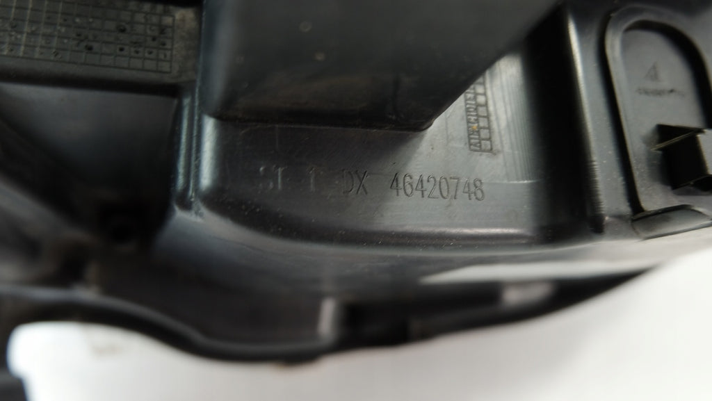 Frontscheinwerfer Citroën C4 II Rechts Scheinwerfer Headlight SCH9605402003kh