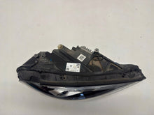 Laden Sie das Bild in den Galerie-Viewer, Frontscheinwerfer Mercedes-Benz W177 A1779064803 A2479018402 Full LED Rechts SCH3002805617zq