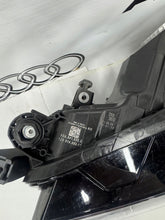 Load image into Gallery viewer, Frontscheinwerfer Audi Q5 80A941035E Full LED Ein Stück (Rechts oder Links)