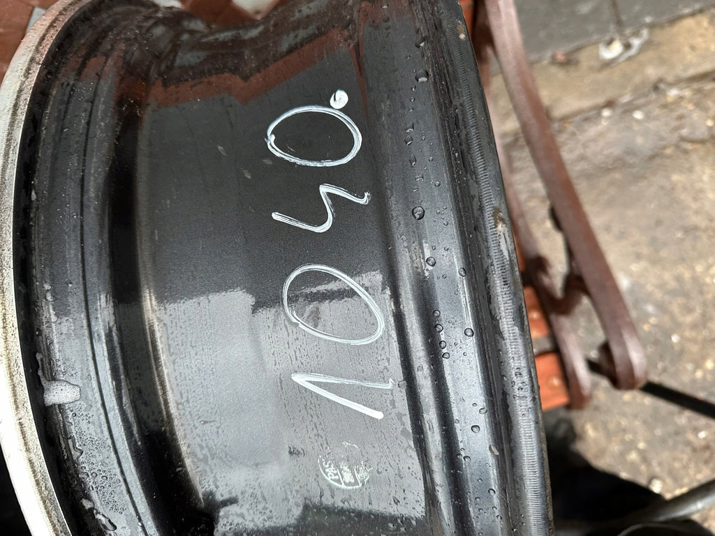 1x Alufelge 17 Zoll 6.5" 5x114.3 45ET Glanz Graphit N86701 Mg Leaf Rim Wheel