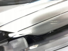 Laden Sie das Bild in den Galerie-Viewer, Frontscheinwerfer Kia Stonic KA1F51040 LED Links Scheinwerfer Headlight