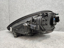 Laden Sie das Bild in den Galerie-Viewer, Frontscheinwerfer Porsche Panamera 970 970631056 Xenon Rechts Headlight SCH2726530842fo