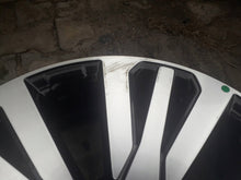 Laden Sie das Bild in den Galerie-Viewer, 1x Alufelge 19 Zoll 7.0&quot; 5x114.3 40ET 403003273 Renault Espace Koleos Ii