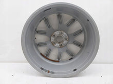 Laden Sie das Bild in den Galerie-Viewer, 1x Alufelge 18 Zoll 7.5&quot; 5x108 50,5ET Glanz Silber 31680354 Volvo Xc60 Xc40