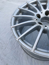 Load image into Gallery viewer, 1x Alufelge 17 Zoll 8.5&quot; 5x112 34,5ET A2184010500 Mercedes-Benz Cls Rim Wheel