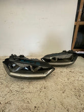 Load image into Gallery viewer, Frontscheinwerfer VW Golf Sportsvan 517941006B Rechts Scheinwerfer Headlight SCH5110147488mw