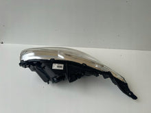 Laden Sie das Bild in den Galerie-Viewer, Frontscheinwerfer Peugeot 208 9802221280 Rechts Scheinwerfer Headlight