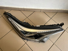 Laden Sie das Bild in den Galerie-Viewer, Frontscheinwerfer Toyota Chr 81110-F4170 Full LED Rechts Scheinwerfer Headlight SCH7783209511vu