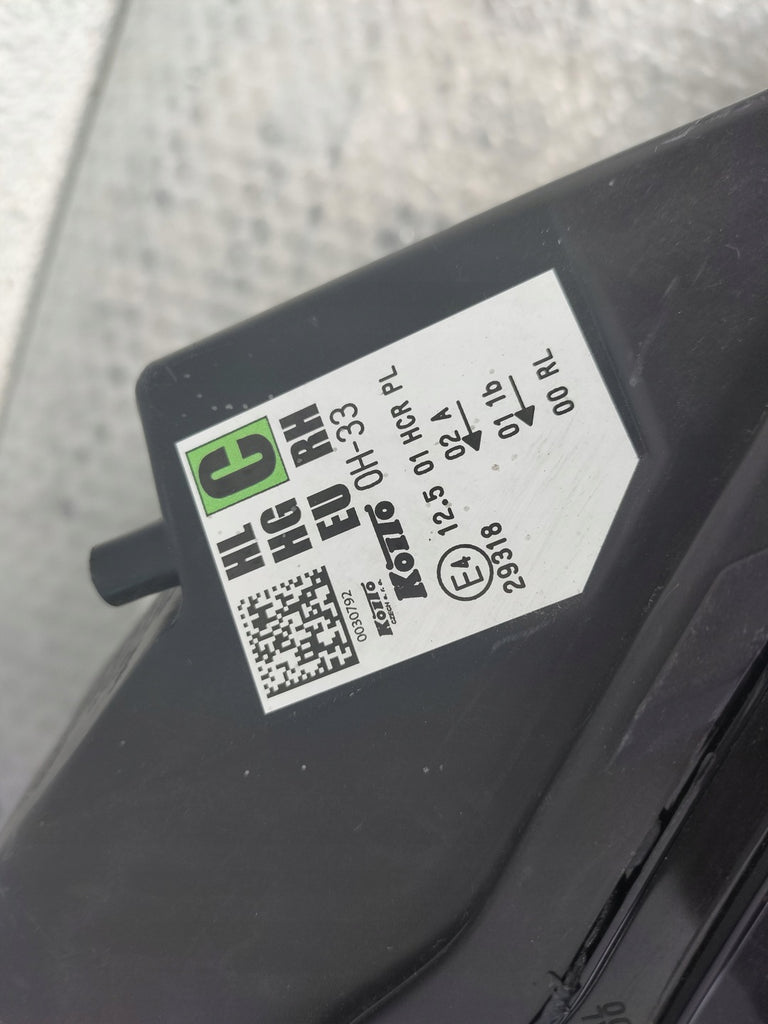 Frontscheinwerfer Toyota Aygo X 043129316 LED Ein Stück (Rechts oder Links) SCH4274558019wp