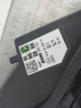 Load image into Gallery viewer, Frontscheinwerfer Toyota Aygo X 043129316 LED Ein Stück (Rechts oder Links) SCH4274558019wp