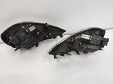 Laden Sie das Bild in den Galerie-Viewer, Frontscheinwerfer Renault Trafic II 8200701354 8200701356 Rechts oder Links SCH3483033991hv