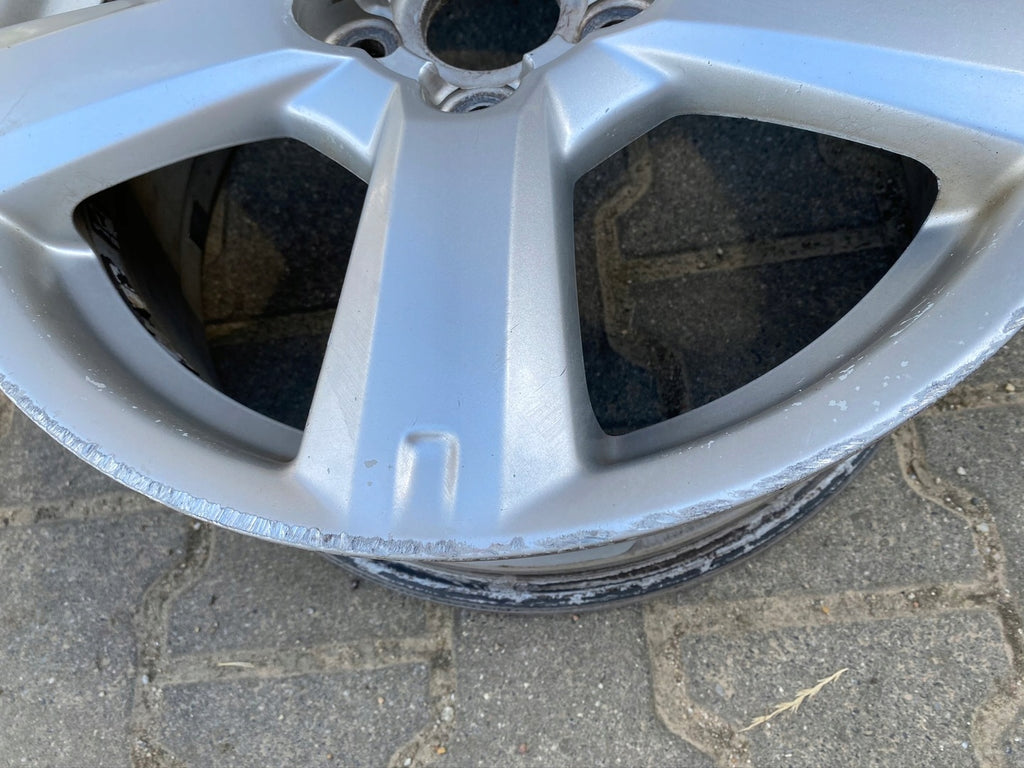 1x Alufelge 17 Zoll 7.0" 5x114.3 45ET 4567-9876 Toyota Rim Wheel