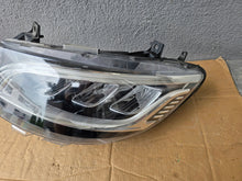 Laden Sie das Bild in den Galerie-Viewer, Frontscheinwerfer Mercedes-Benz Sprinter A9109068100 LED Links Headlight