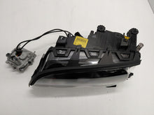 Laden Sie das Bild in den Galerie-Viewer, Frontscheinwerfer BMW E46 6920333 Xenon Links Scheinwerfer Headlight SCH8818290422ve