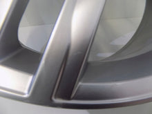 Laden Sie das Bild in den Galerie-Viewer, 1x Alufelge 18 Zoll 7.5" 5x112 51ET 5GM601025A VW Golf Rim Wheel FEL3171945911bv