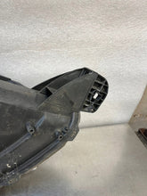 Laden Sie das Bild in den Galerie-Viewer, Frontscheinwerfer Peugeot 2008 I 9815405780 Links Scheinwerfer Headlight SCH5486374098zt